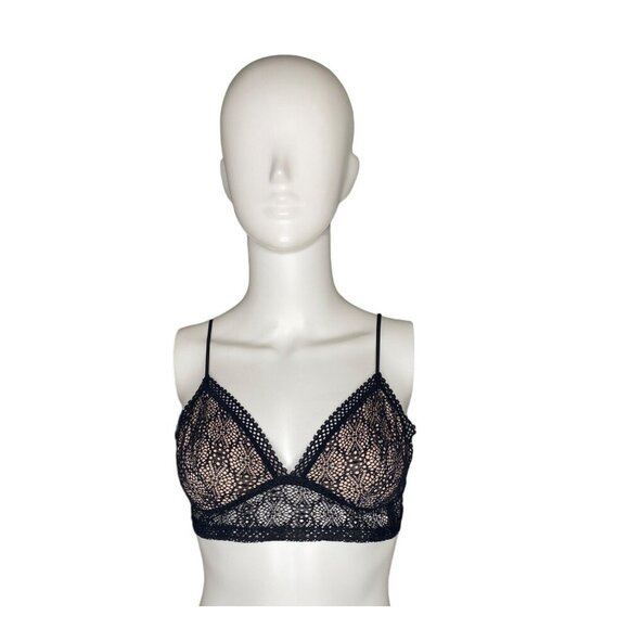 VICTORIA'S SECRET WOMEN'S BLACK LACE BRALETTE SZ M